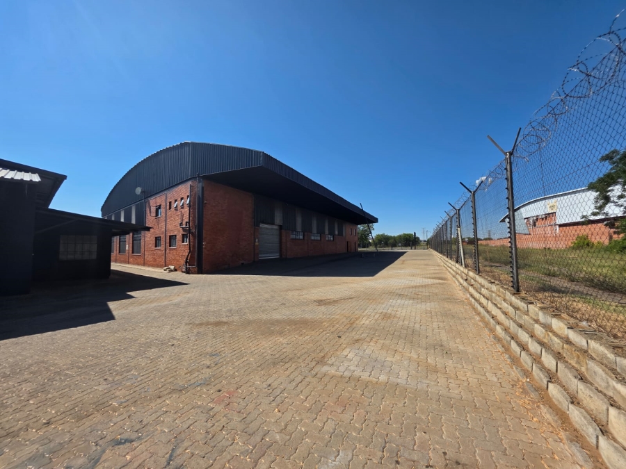 To Let commercial Property for Rent in Hilton Free State